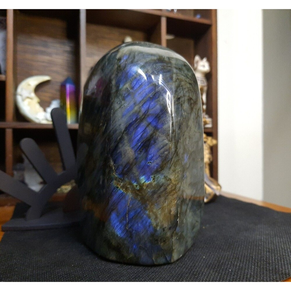 Rainbow Flash Labradorite Quartz Crystal Freeform - Picture 3 of 8